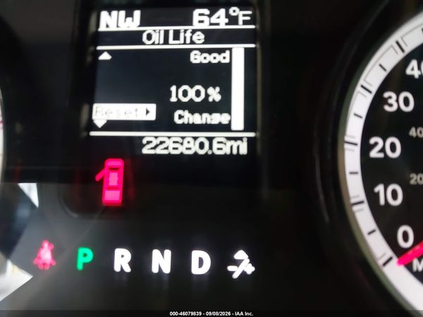 2017 RAM 3500 TRADESMAN  4X4 8' BOX