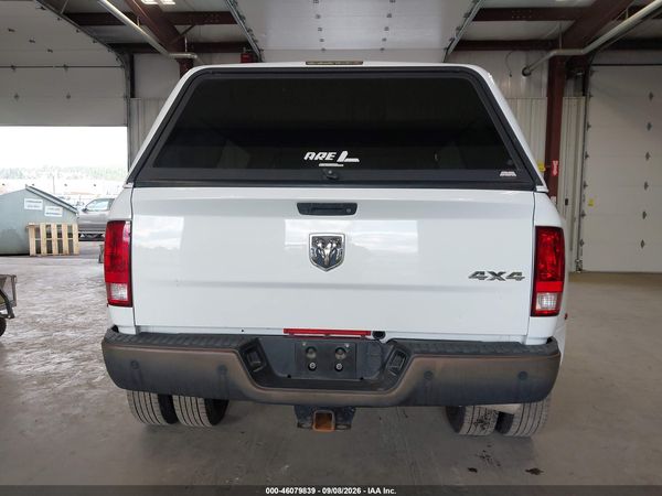 2017 RAM 3500 TRADESMAN  4X4 8' BOX