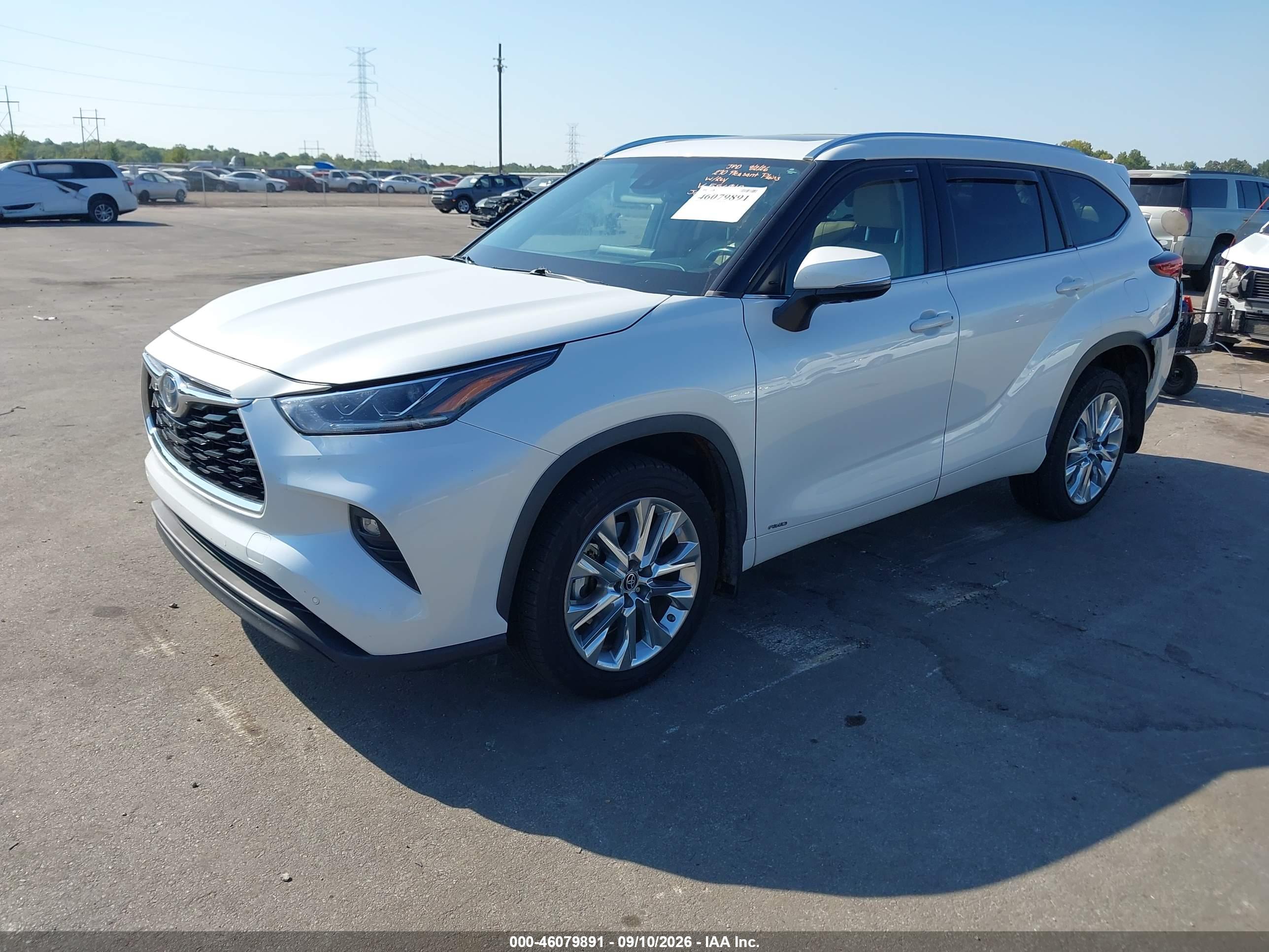 2022 TOYOTA HIGHLANDER HYBRID LIMITED — I2