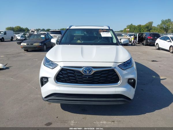 2022 TOYOTA HIGHLANDER HYBRID LIMITED — I115