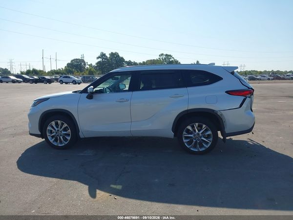 2022 TOYOTA HIGHLANDER HYBRID LIMITED — I117