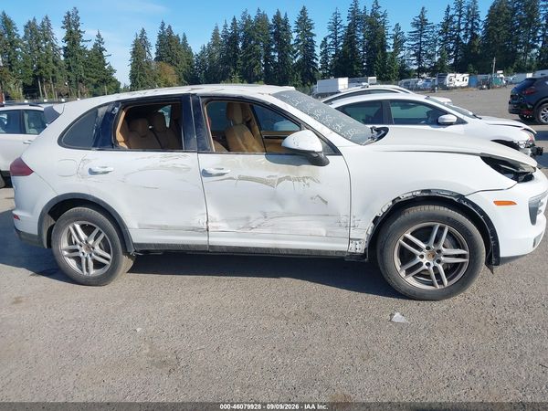 2016 PORSCHE CAYENNE