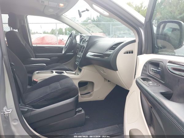 2015 DODGE GRAND CARAVAN SXT — I5