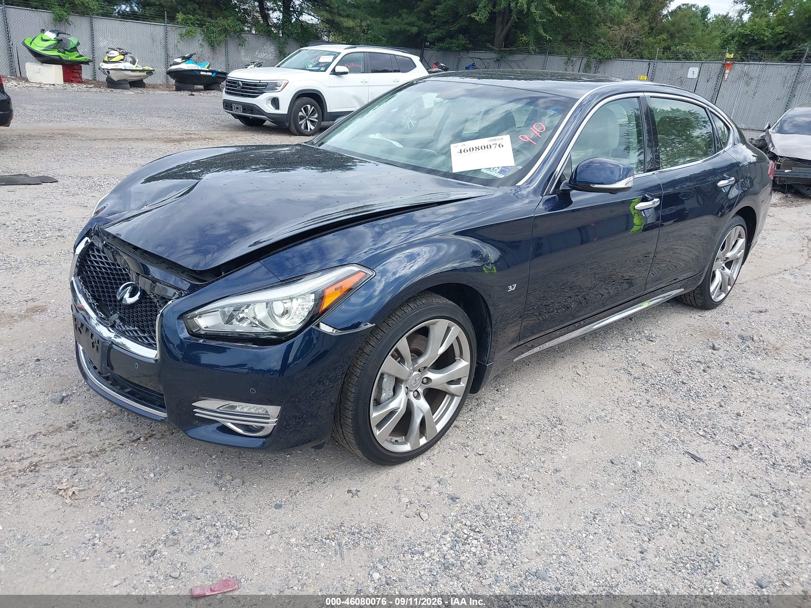 2017 INFINITI Q70L 3.7X — I2