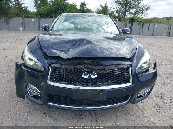 2017 INFINITI Q70L 3.7X — I6