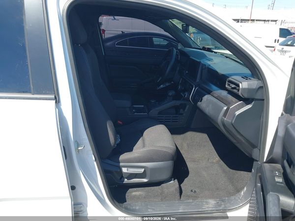 2025 TOYOTA 4RUNNER SR5 — I5