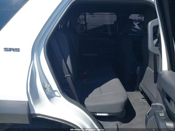 2025 TOYOTA 4RUNNER SR5 — I8