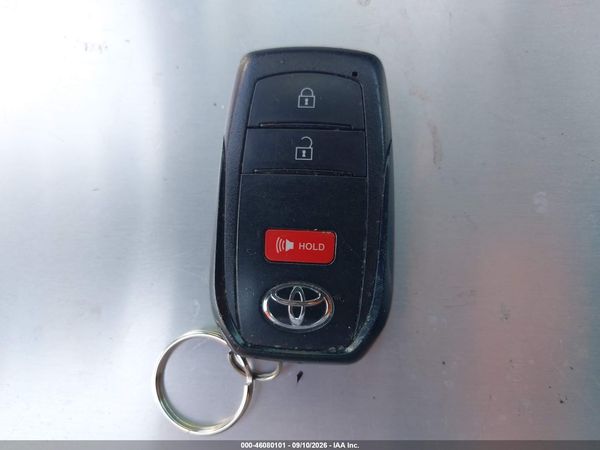 2025 TOYOTA 4RUNNER SR5 — I11