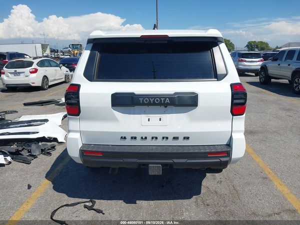 2025 TOYOTA 4RUNNER SR5 — I119