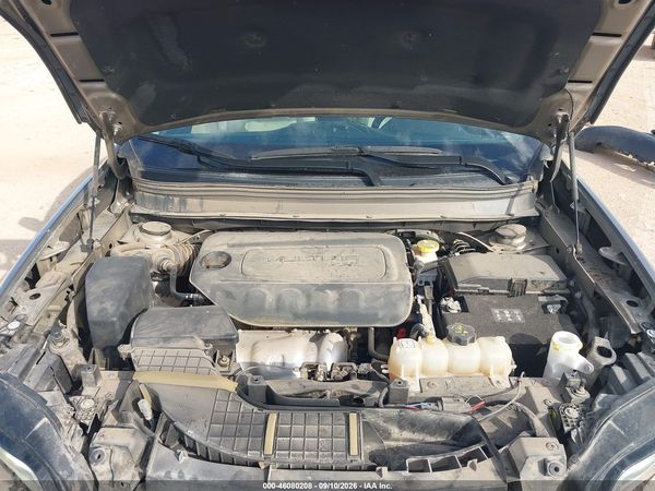 2021 JEEP CHEROKEE LATITUDE FWD — I10