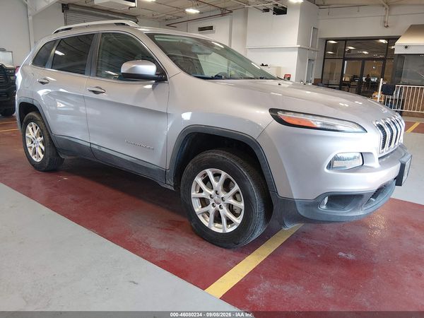 2018 JEEP CHEROKEE LATITUDE 4X4 — I1