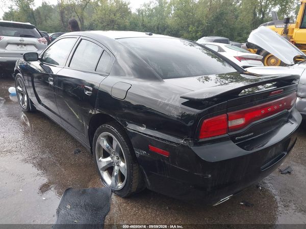 2012 DODGE CHARGER SXT — I3