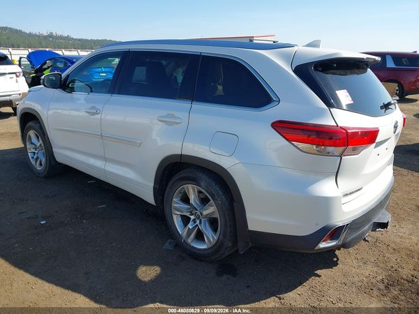 2018 TOYOTA HIGHLANDER LIMITED PLATINUM — I3
