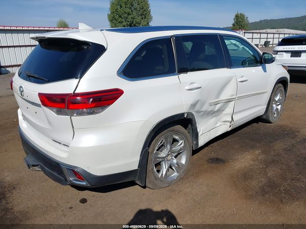 2018 TOYOTA HIGHLANDER LIMITED PLATINUM — I4