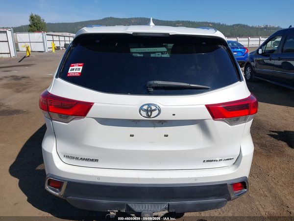 2018 TOYOTA HIGHLANDER LIMITED PLATINUM — I119