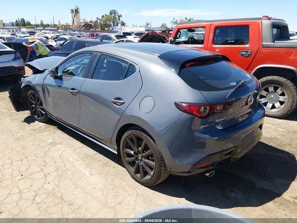 2022 MAZDA MAZDA3 CARBON EDITION — I3