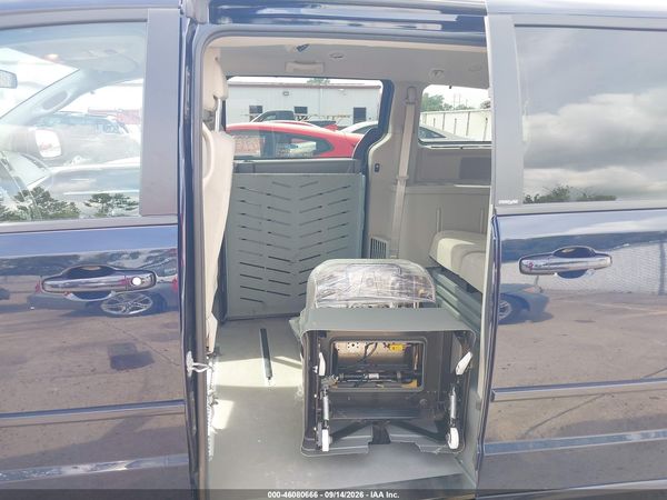 2013 DODGE GRAND CARAVAN SXT