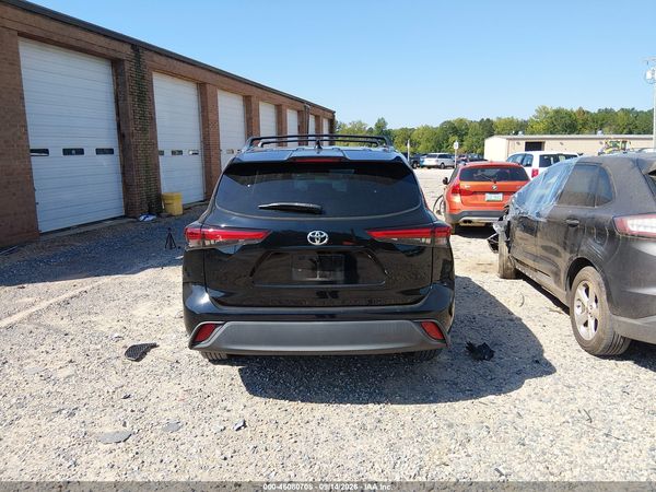 2021 TOYOTA HIGHLANDER XLE — I119