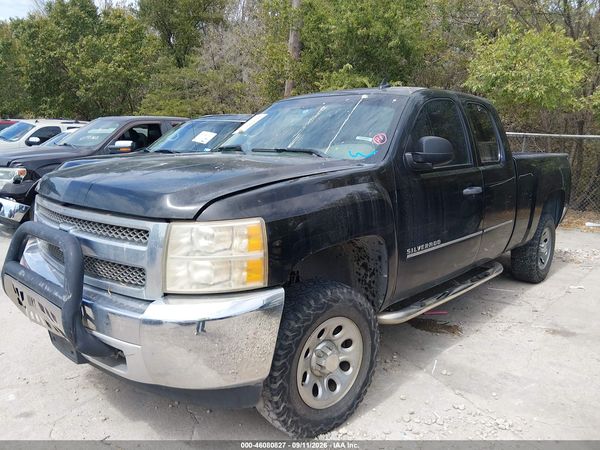 2013 CHEVROLET SILVERADO 1500 — I2