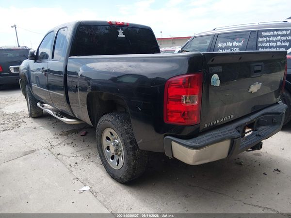 2013 CHEVROLET SILVERADO 1500 LS — I3