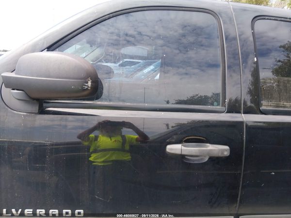 2013 CHEVROLET SILVERADO 1500 LS — I117