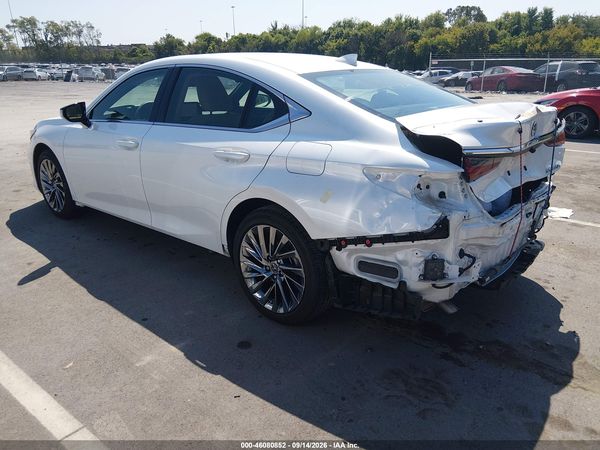 2024 LEXUS ES 300H ULTRA LUXURY — I3