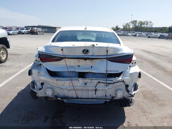 2024 LEXUS ES 300H ULTRA LUXURY — I119