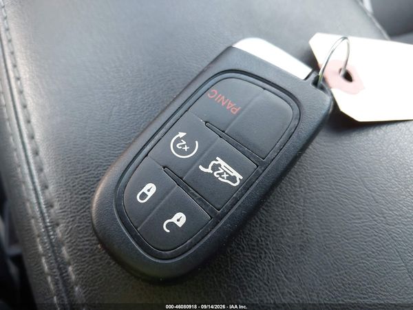 2019 JEEP CHEROKEE LIMITED 4X4 — I11