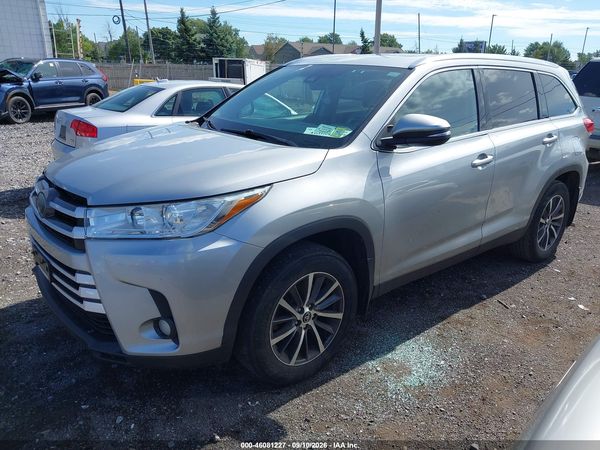 2019 TOYOTA HIGHLANDER — I2