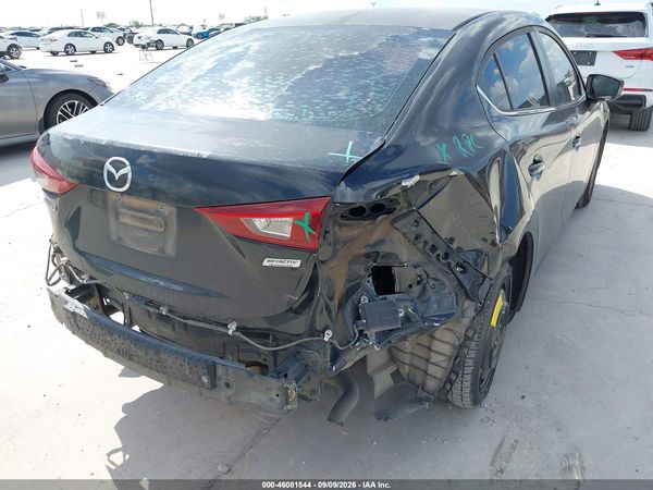 2016 MAZDA MAZDA3 I SPORT — I152