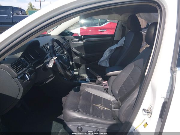 2017 VOLKSWAGEN PASSAT 1.8T SE — I5