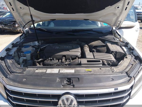 2017 VOLKSWAGEN PASSAT 1.8T SE — I10