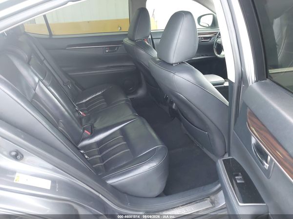 2018 LEXUS ES 300H — I8
