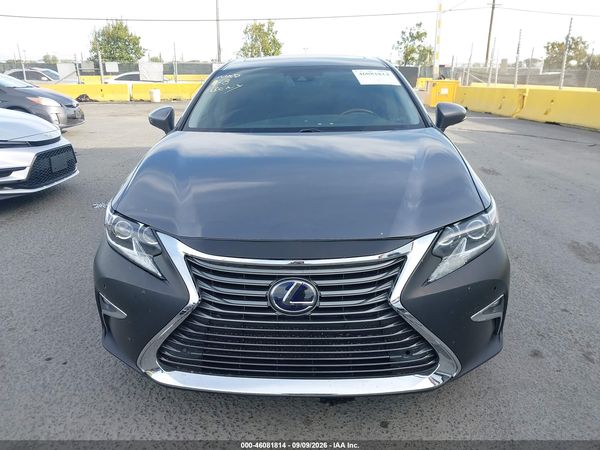 2018 LEXUS ES 300H — I115
