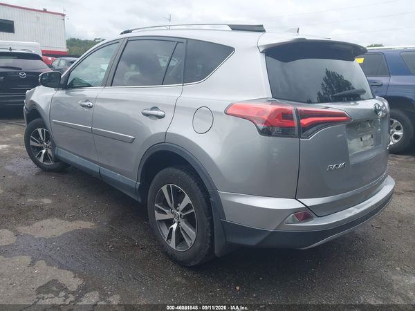 2017 TOYOTA RAV4 XLE — I3