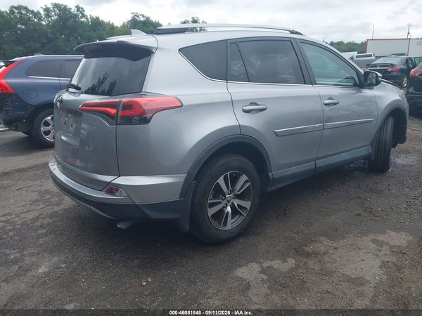 2017 TOYOTA RAV4 XLE — I4