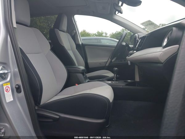 2017 TOYOTA RAV4 XLE — I5