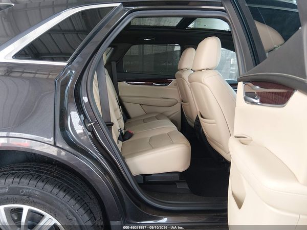 2018 CADILLAC XT5 LUXURY — I8