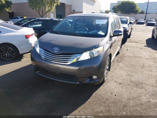 2013 TOYOTA SIENNA LIMITED V6 7 PASSENGER
