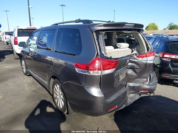 2013 TOYOTA SIENNA LIMITED V6 7 PASSENGER