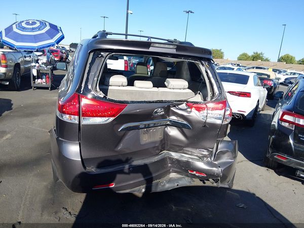 2013 TOYOTA SIENNA LIMITED V6 7 PASSENGER