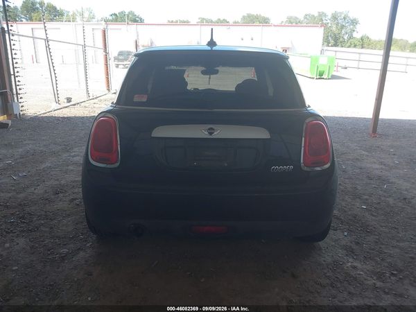 2015 MINI HARDTOP COOPER — I119