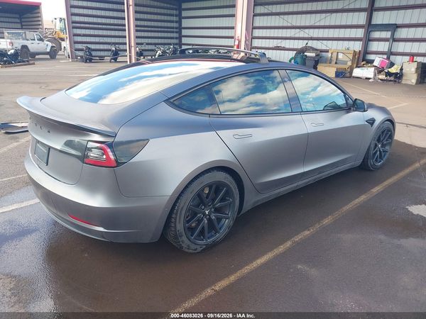 2021 TESLA MODEL 3 — I4