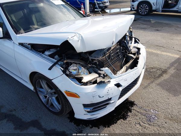 2014 MERCEDES-BENZ C 250 SPORT — I153