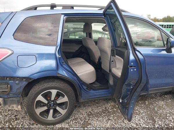 2018 SUBARU FORESTER 2.5I PREMIUM — I8