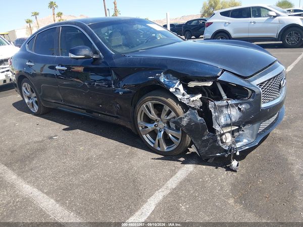 2019 INFINITI Q70 3.7 LUXE — I1