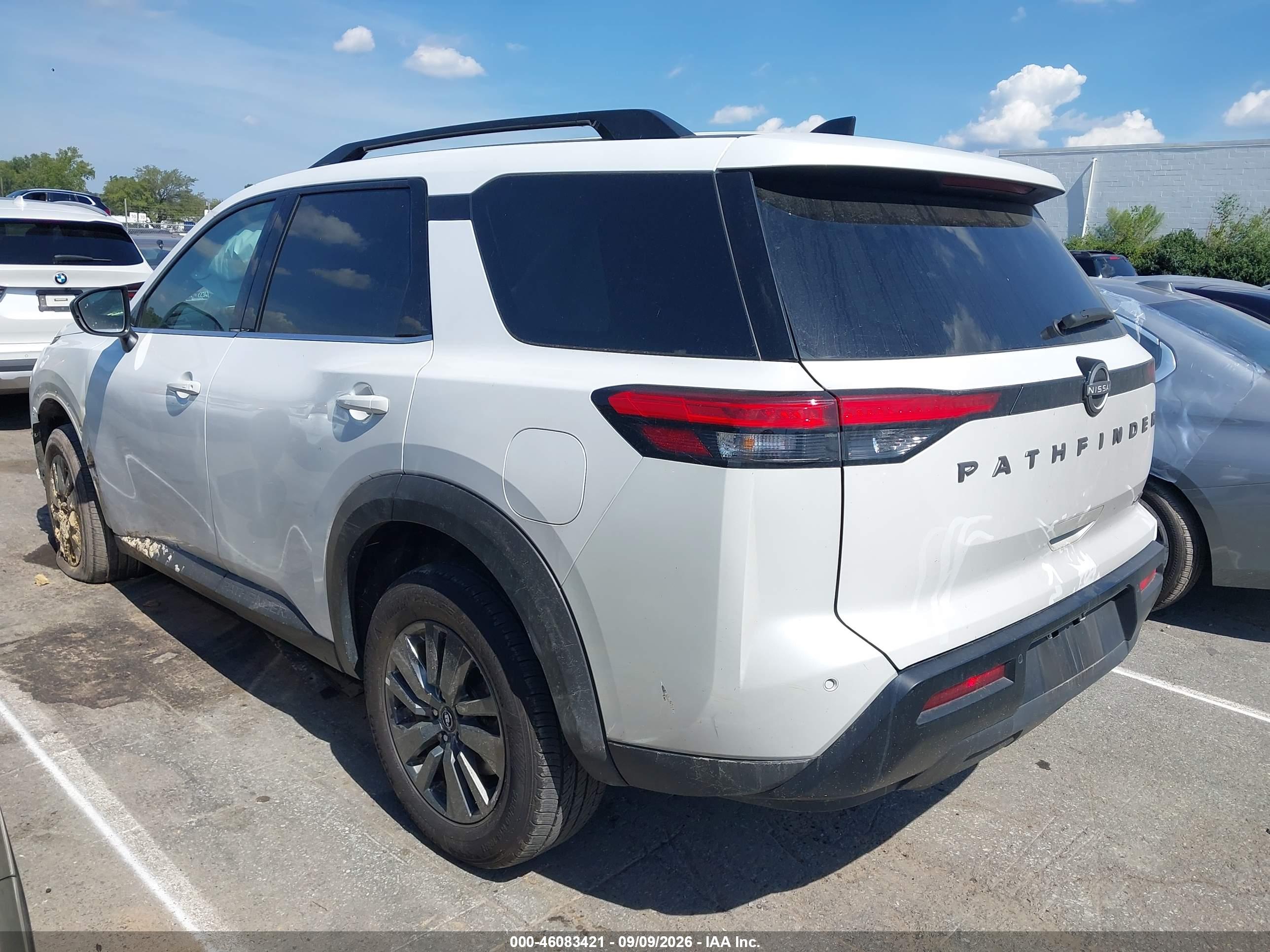 2026 NISSAN PATHFINDER SV