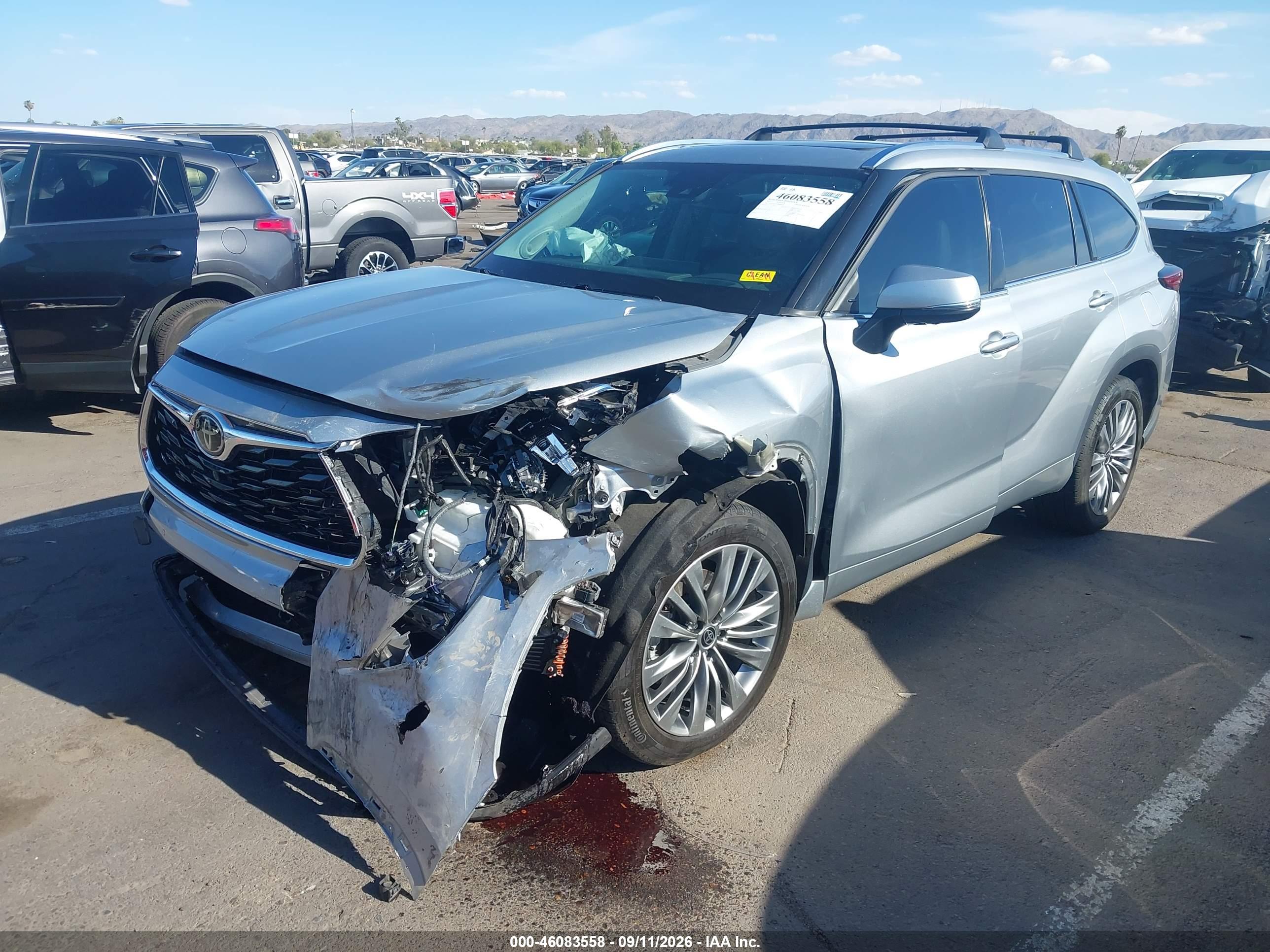 2021 TOYOTA HIGHLANDER PLATINUM — I2
