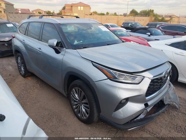 2021 TOYOTA HIGHLANDER PLATINUM — I1