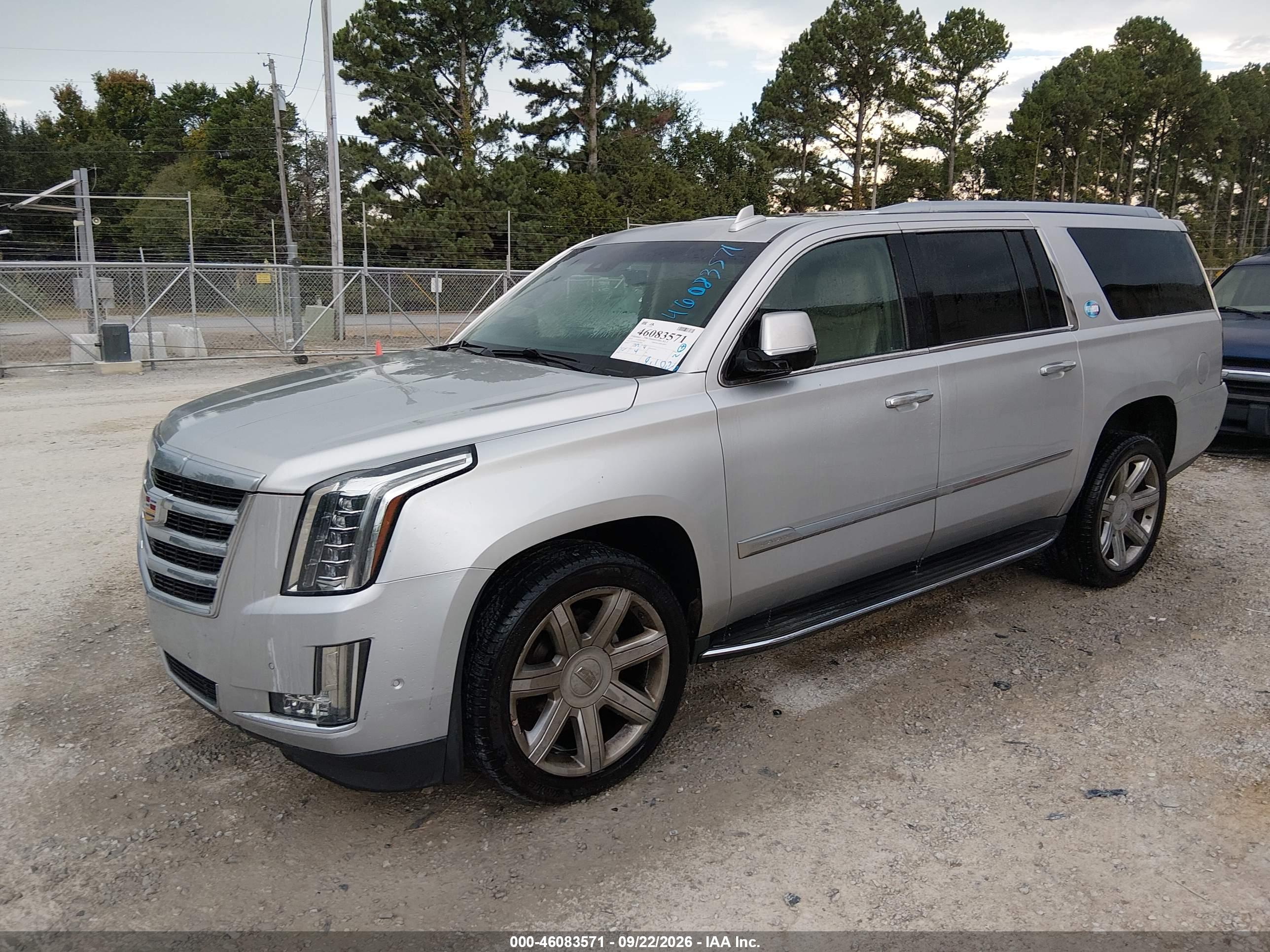 2018 CADILLAC ESCALADE ESV LUXURY — I2